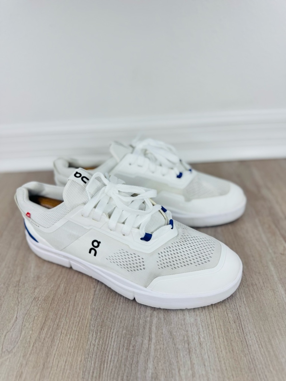 On Running Cloud The Roger Spin Sneakers men’s size 9